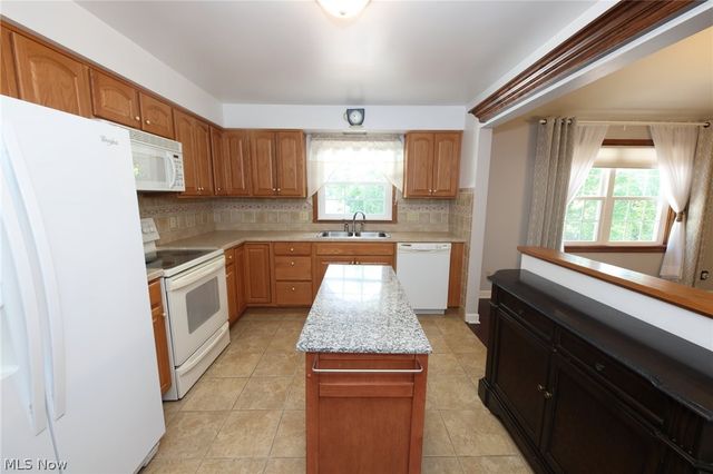 328 Country Club Blvd, Weirton, WV 26062