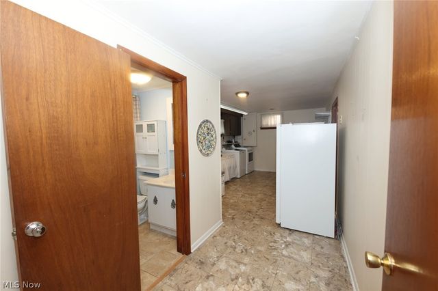 328 Country Club Blvd, Weirton, WV 26062