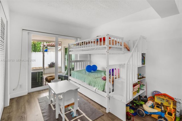 2424 NE 18th Ave, Wilton Manors, FL 33305