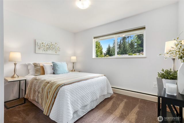 19416 84th Avenue W, Edmonds, WA 98026