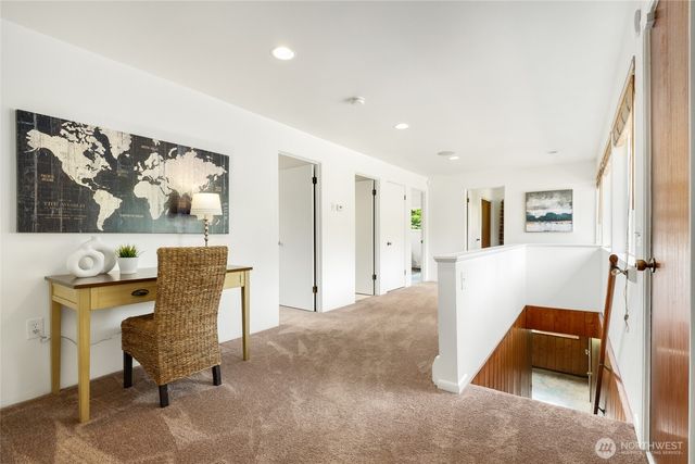 19416 84th Avenue W, Edmonds, WA 98026