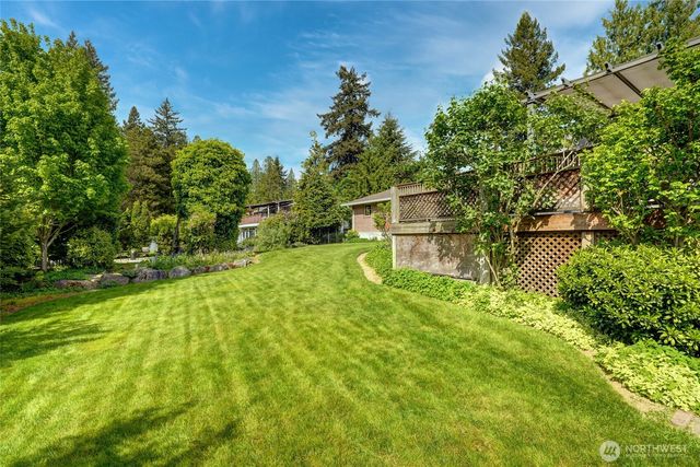 19416 84th Avenue W, Edmonds, WA 98026