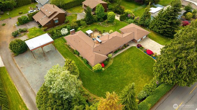 19416 84th Avenue W, Edmonds, WA 98026