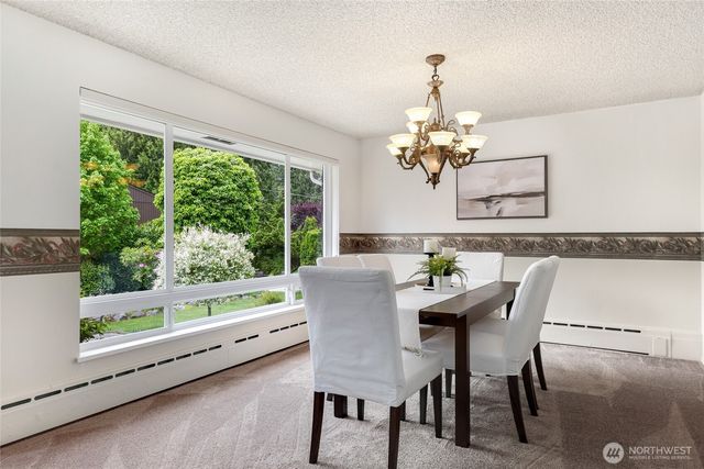 19416 84th Avenue W, Edmonds, WA 98026