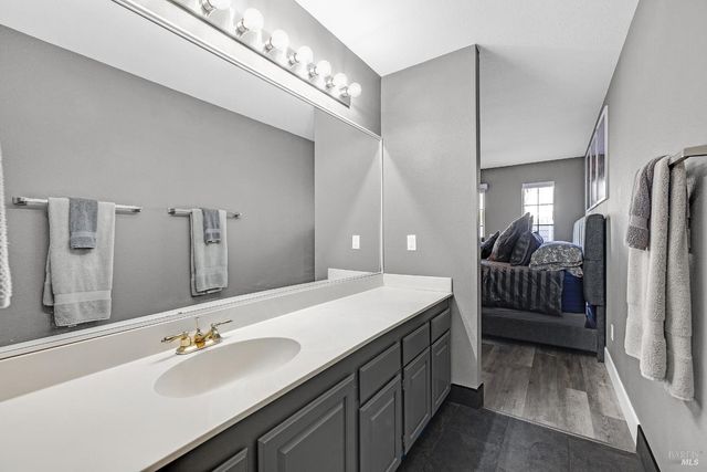 36 Bridle Path Ln, Novato, CA 94945