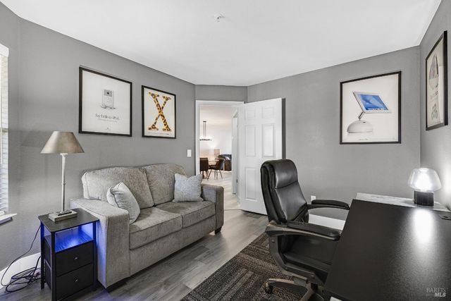 36 Bridle Path Ln, Novato, CA 94945