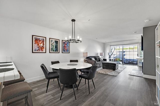 36 Bridle Path Ln, Novato, CA 94945