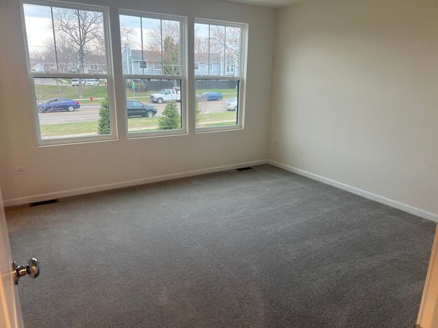 1977 Leiter Way 12003, Hoffman Estates, IL 60169