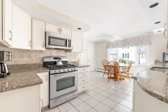 60 High St, Needham, MA 02494