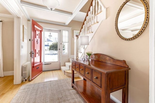 60 High St, Needham, MA 02494