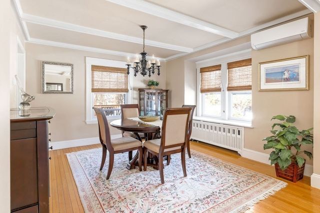 60 High St, Needham, MA 02494