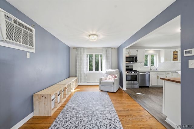 22 Newgate Road, Amherst, NY 14226