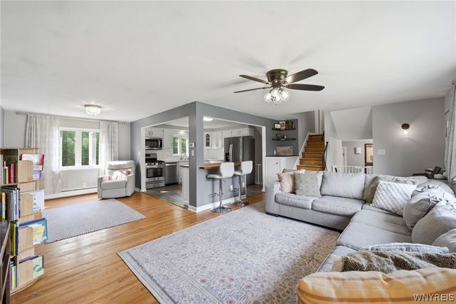 22 Newgate Road, Amherst, NY 14226