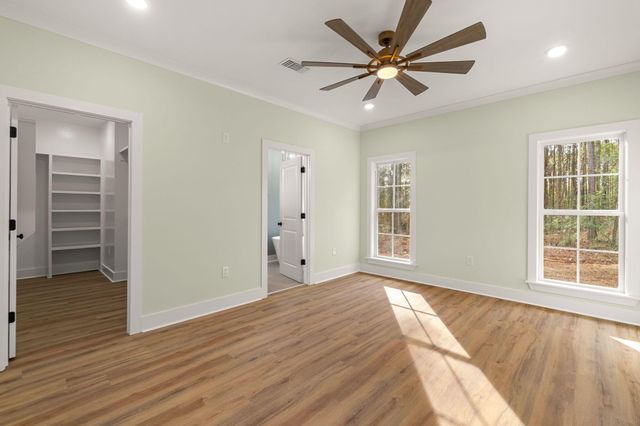 33 Will Brown Ln., Sumrall, MS 39482