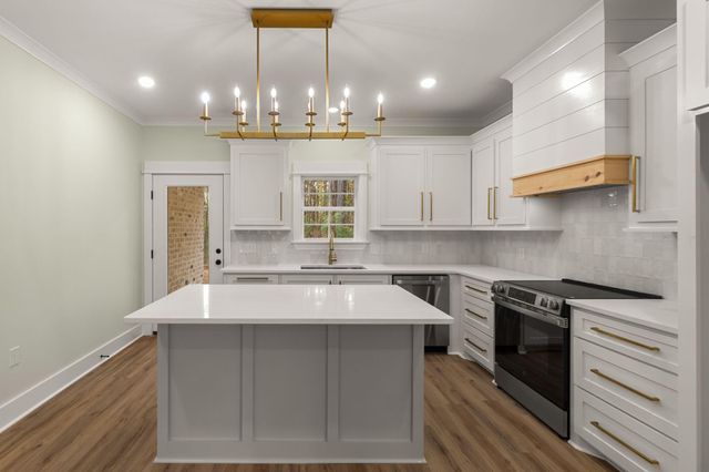 33 Will Brown Ln., Sumrall, MS 39482