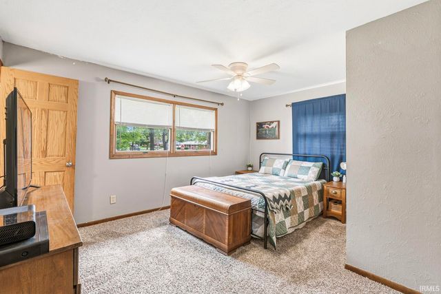 54522 Homeland Road, Elkhart, IN 46514
