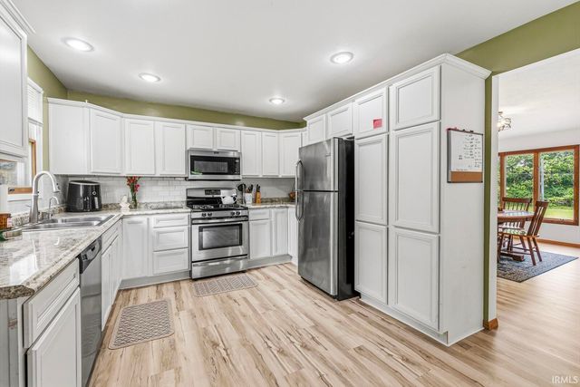 54522 Homeland Road, Elkhart, IN 46514