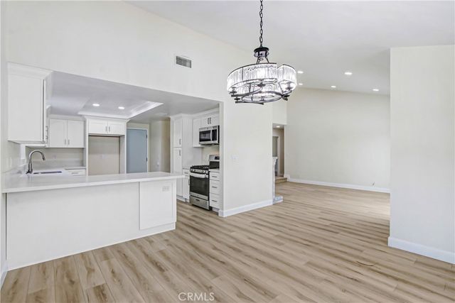 42509 Carino, Temecula, CA 92592