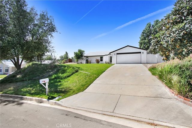 42509 Carino, Temecula, CA 92592