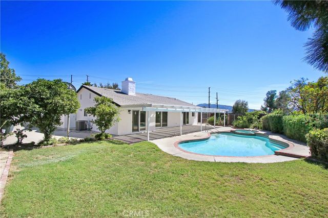 42509 Carino, Temecula, CA 92592