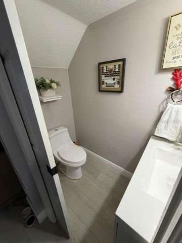 13635 FOREST LAKE DRIVE, Largo, FL 33771