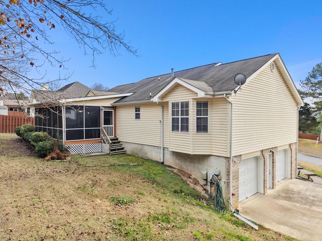8715 Windhaven Road, Ooltewah, TN 37363