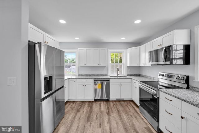 469 NEW DORWART ST, Lancaster, PA 17603