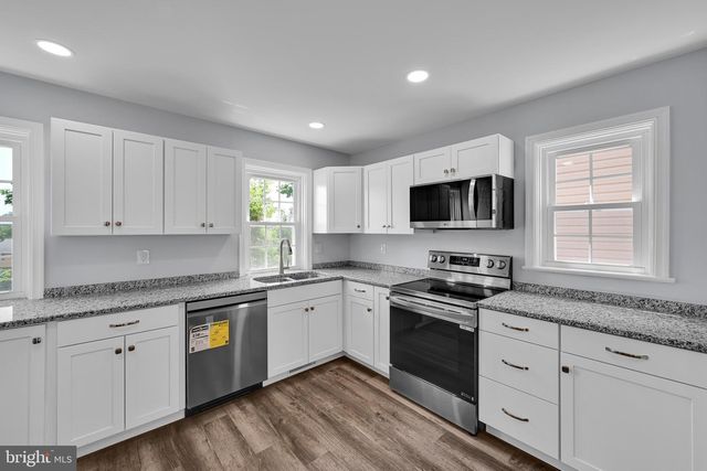 469 NEW DORWART ST, Lancaster, PA 17603