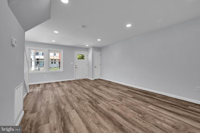469 NEW DORWART ST, Lancaster, PA 17603