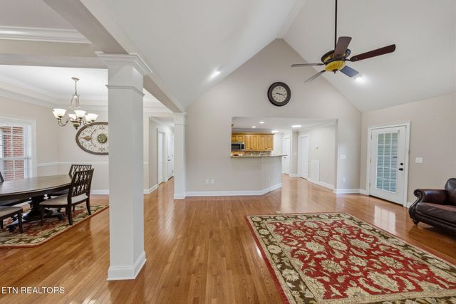 203 Shadows Lawn Drive, Athens, TN 37303