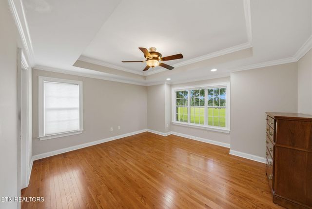 203 Shadows Lawn Drive, Athens, TN 37303