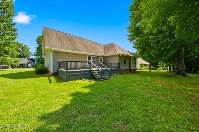 203 Shadows Lawn Drive, Athens, TN 37303