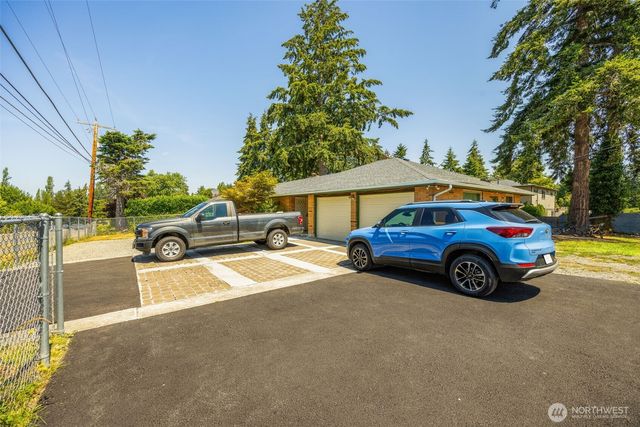 24608 Marine View Drive S, Des Moines, WA 98198