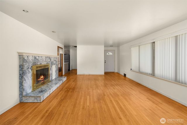 24608 Marine View Drive S, Des Moines, WA 98198
