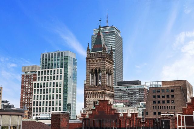 271 Dartmouth St 5H, Boston, MA 02116