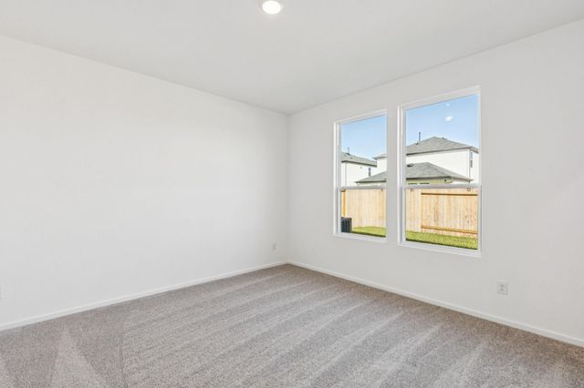 602 Amber Falls Drive, Montgomery, TX 77356