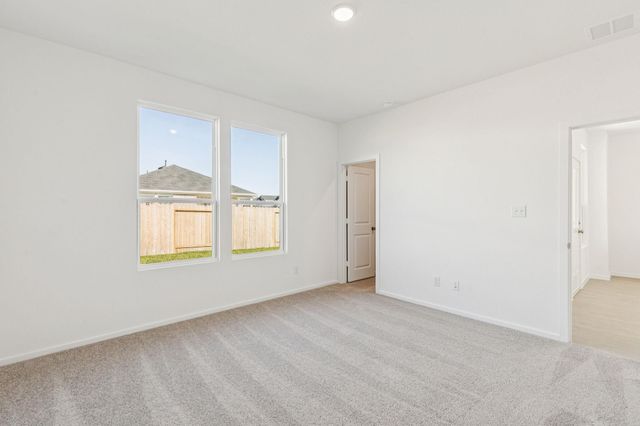 602 Amber Falls Drive, Montgomery, TX 77356