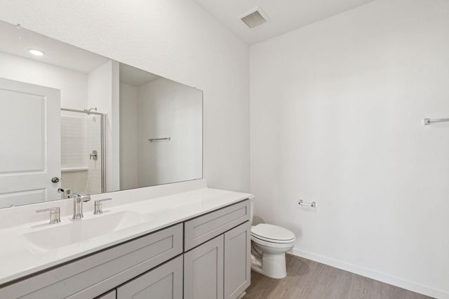 602 Amber Falls Drive, Montgomery, TX 77356