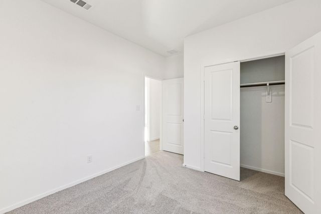 602 Amber Falls Drive, Montgomery, TX 77356