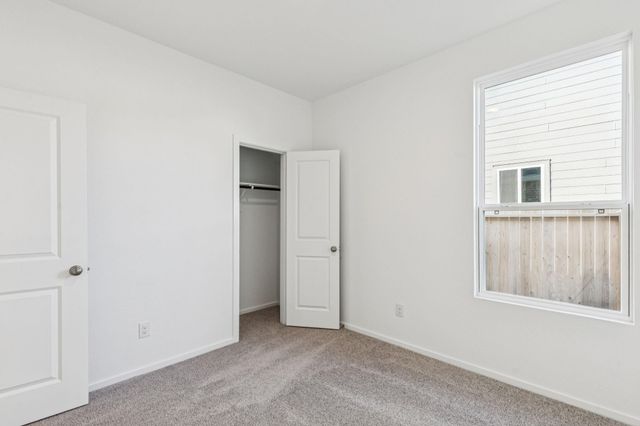 602 Amber Falls Drive, Montgomery, TX 77356