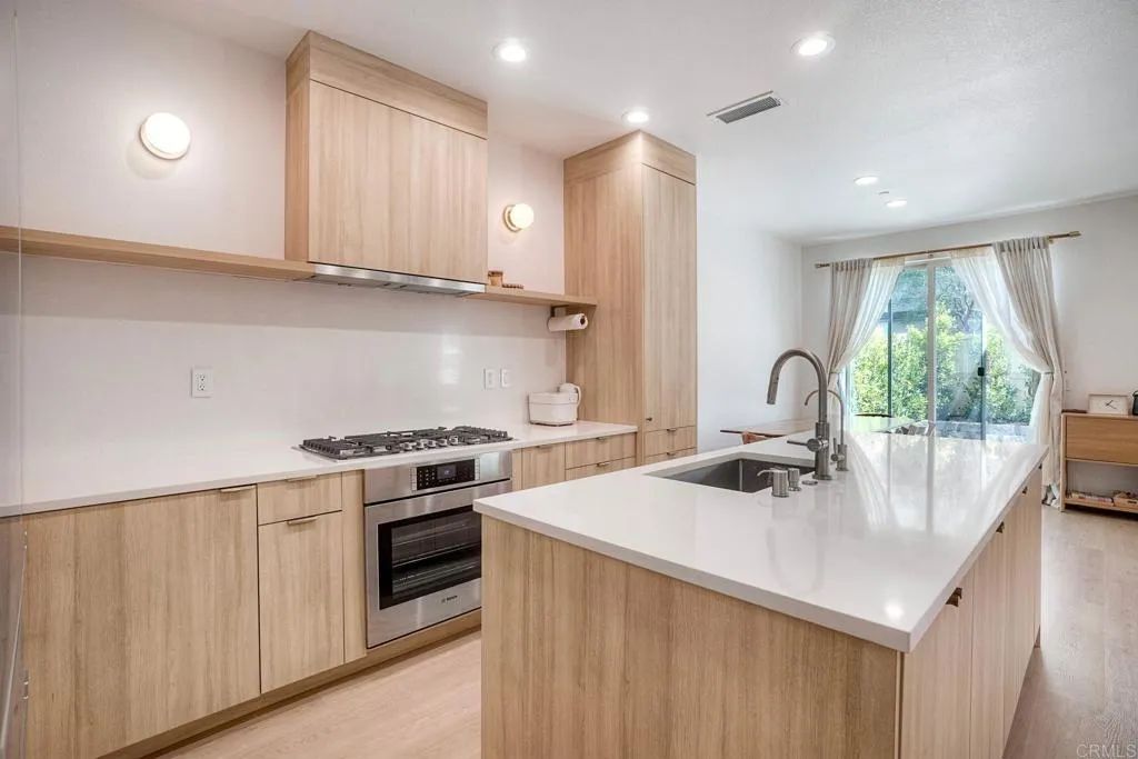 1397 Caminito Veranza 3, Chula Vista, CA 91915