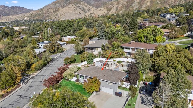 4585 S IDLEWILD RD, Salt Lake City, UT 84124