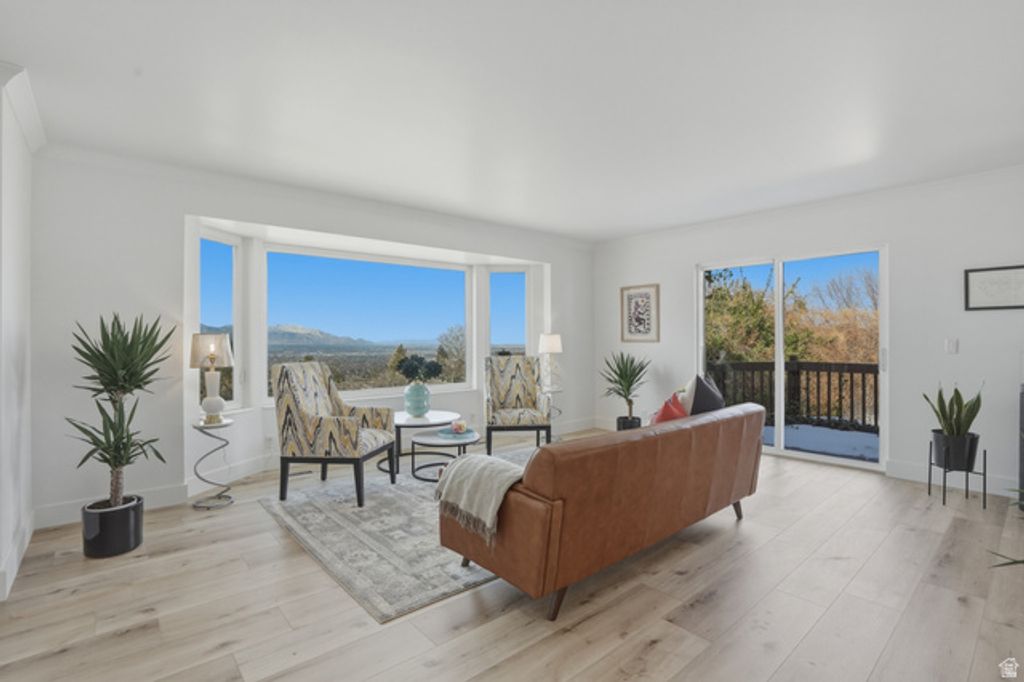 Image 4 of property listing at 4585 S IDLEWILD RD, Salt Lake City, UT 84124