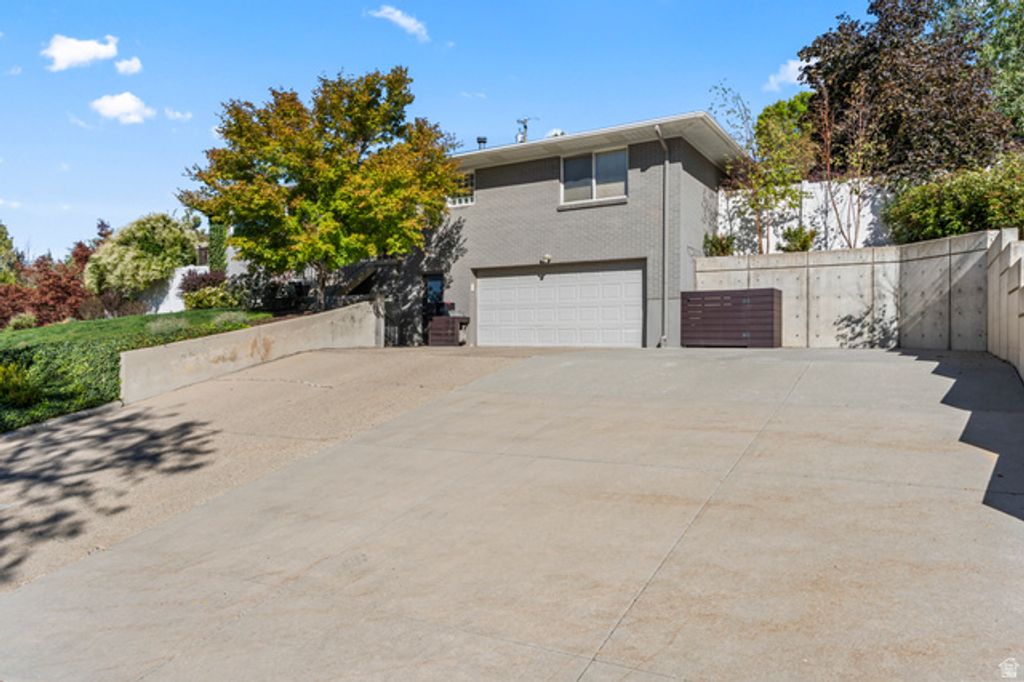 Image 38 of property listing at 4585 S IDLEWILD RD, Salt Lake City, UT 84124