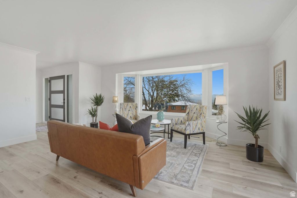 Image 5 of property listing at 4585 S IDLEWILD RD, Salt Lake City, UT 84124