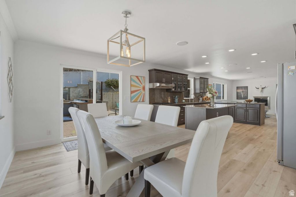 Image 8 of property listing at 4585 S IDLEWILD RD, Salt Lake City, UT 84124