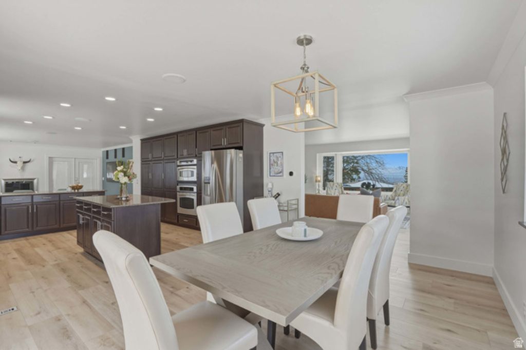 Image 9 of property listing at 4585 S IDLEWILD RD, Salt Lake City, UT 84124