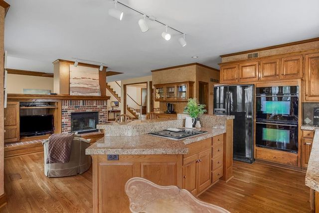 12621 Stearns Street, Overland Park, KS 66213