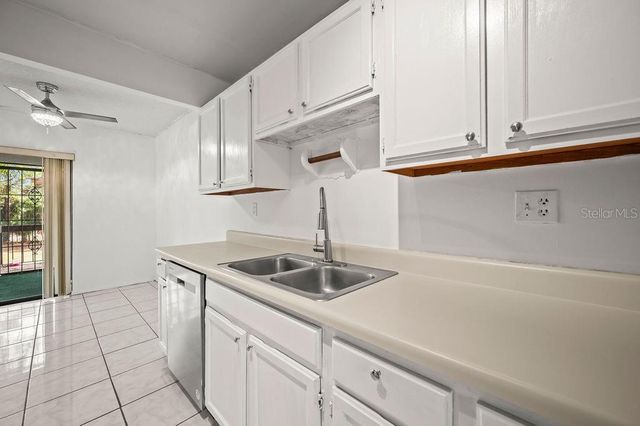 4519 TOWER PINE ROAD 4519, Orlando, FL 32839