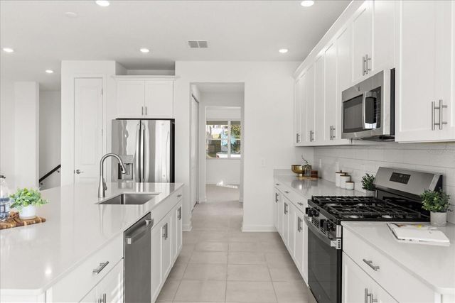 1283 DORA PARC LANE, Mount Dora, FL 32757